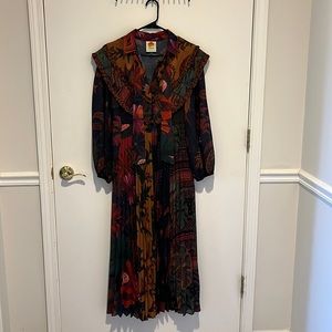 Farm rio jewel tone pleated midi dress